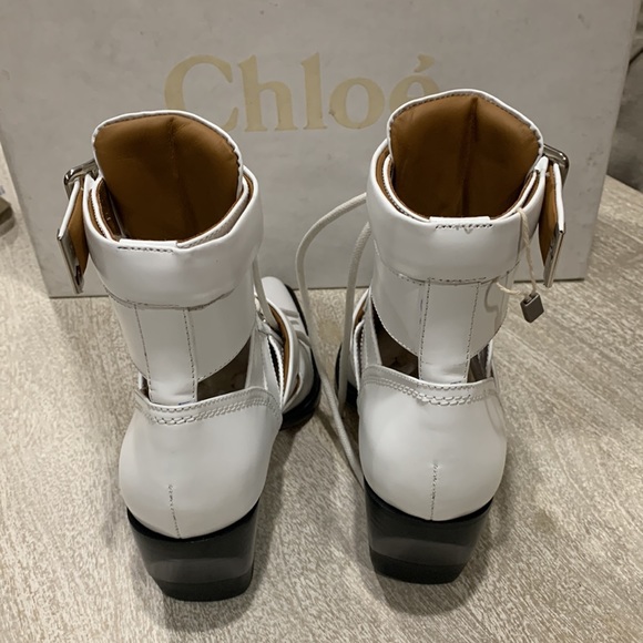 - Chloe Rylee leather cut out boots - Picture 6 of 10